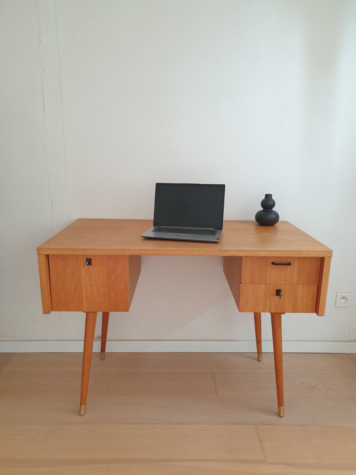 Vintage bureau, Gebruikt, 110 cm, Ophalen of Verzenden, Overige merken