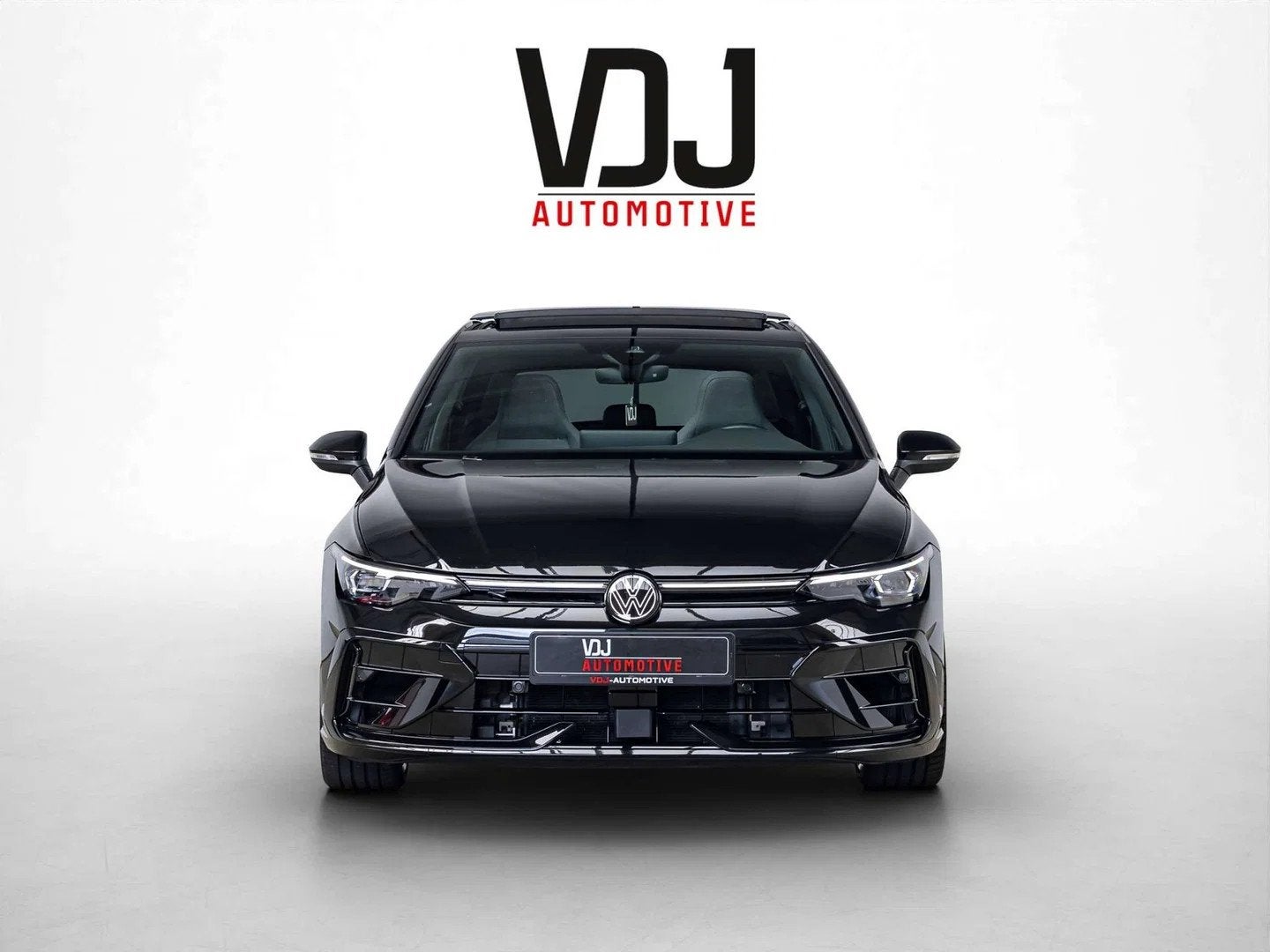 Volkswagen Golf R 4-MOTION|BLACK EDITION|AKRAPOVIC|PANO|ALCA, Auto's, Automaat, Gebruikt, Euro 6, 1984 cc