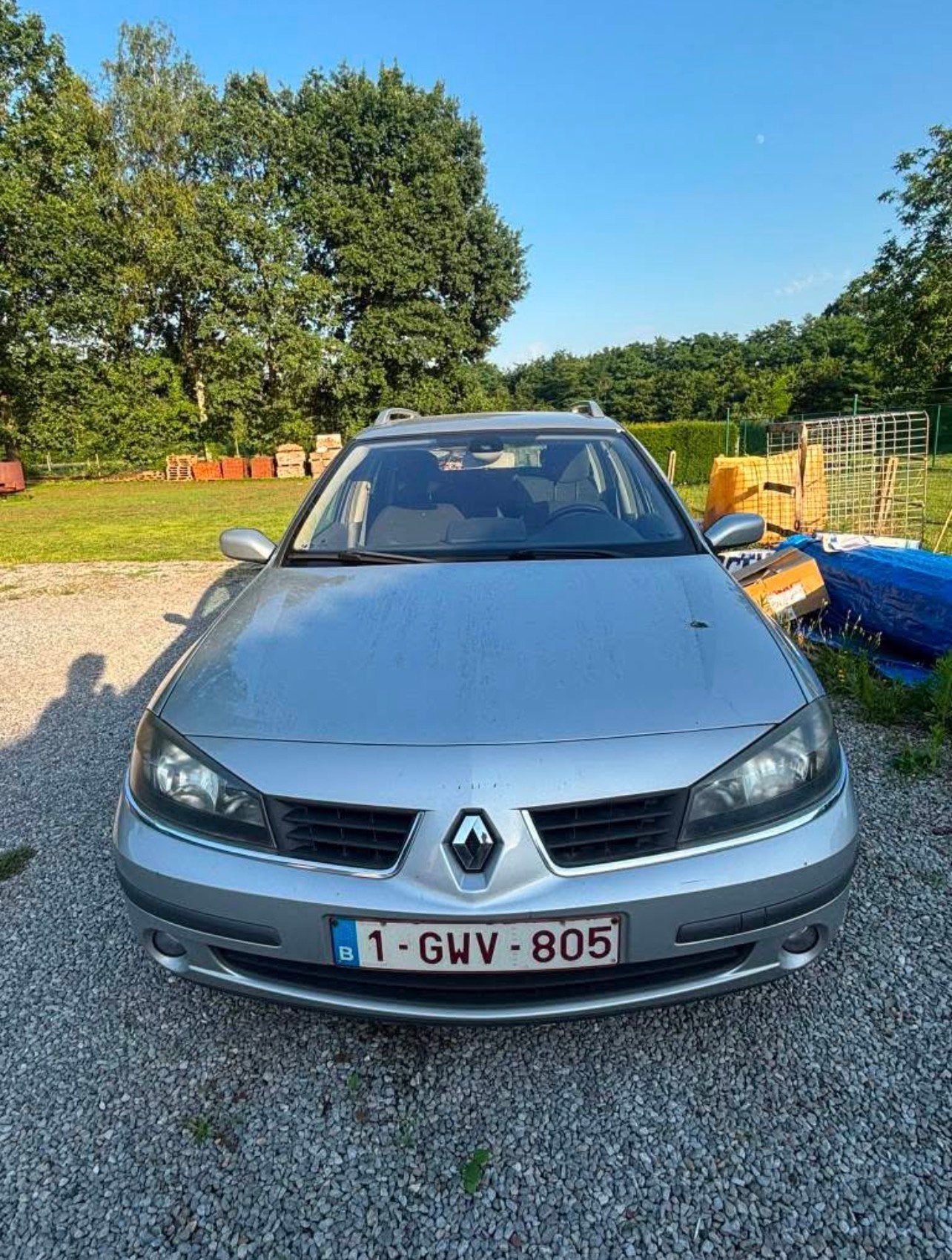 Laguna 120 ch 1.9 215000 km, Achat, Boîte manuelle, Entretenue par le concessionnaire, Climatisation automatique