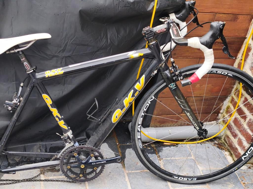 Vélo de course a vendre pour pièces  avoir