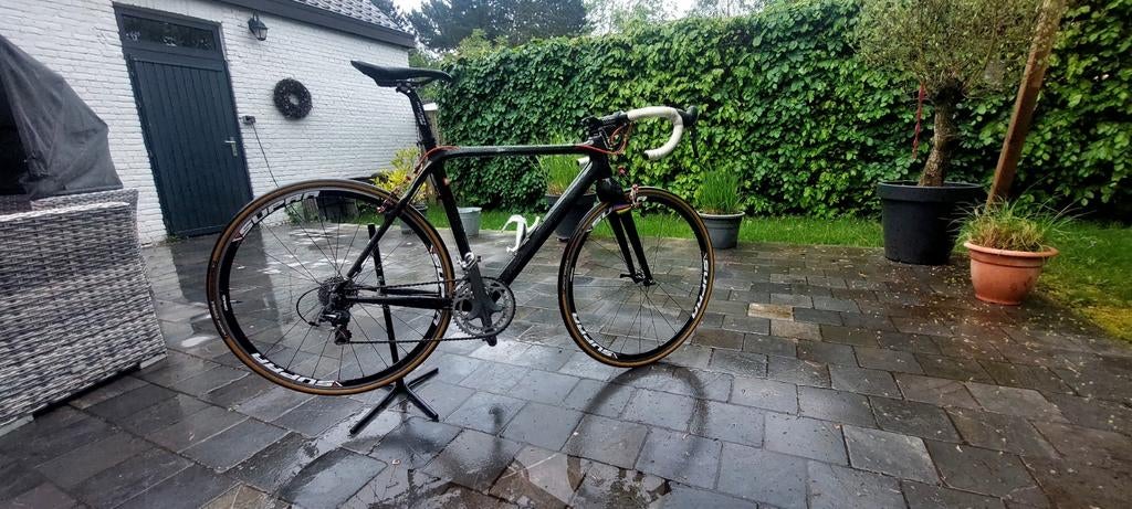 Crossfiets chaos herspoten maat  54. Zeer lichte fiets 600€, Ophalen