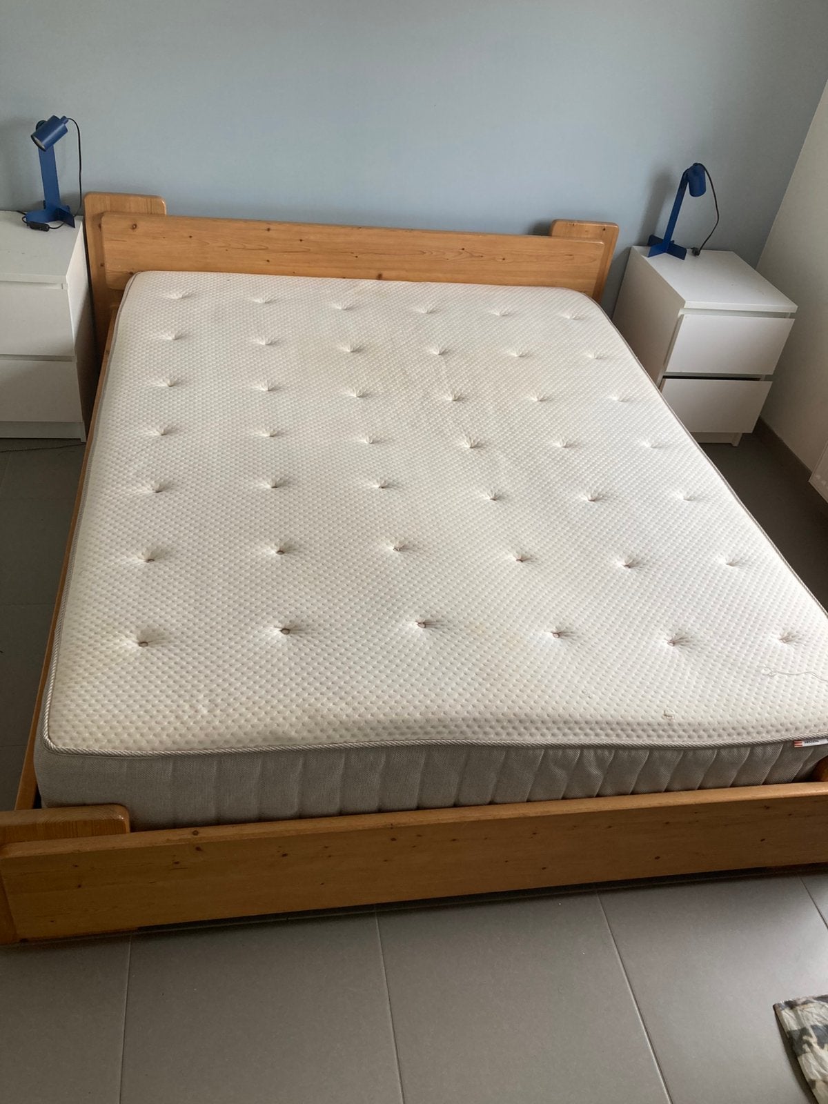Gratis 2p bed+ 2 lattenbodems + matras - Ham centrum, Ophalen, Gebruikt, Tweepersoons