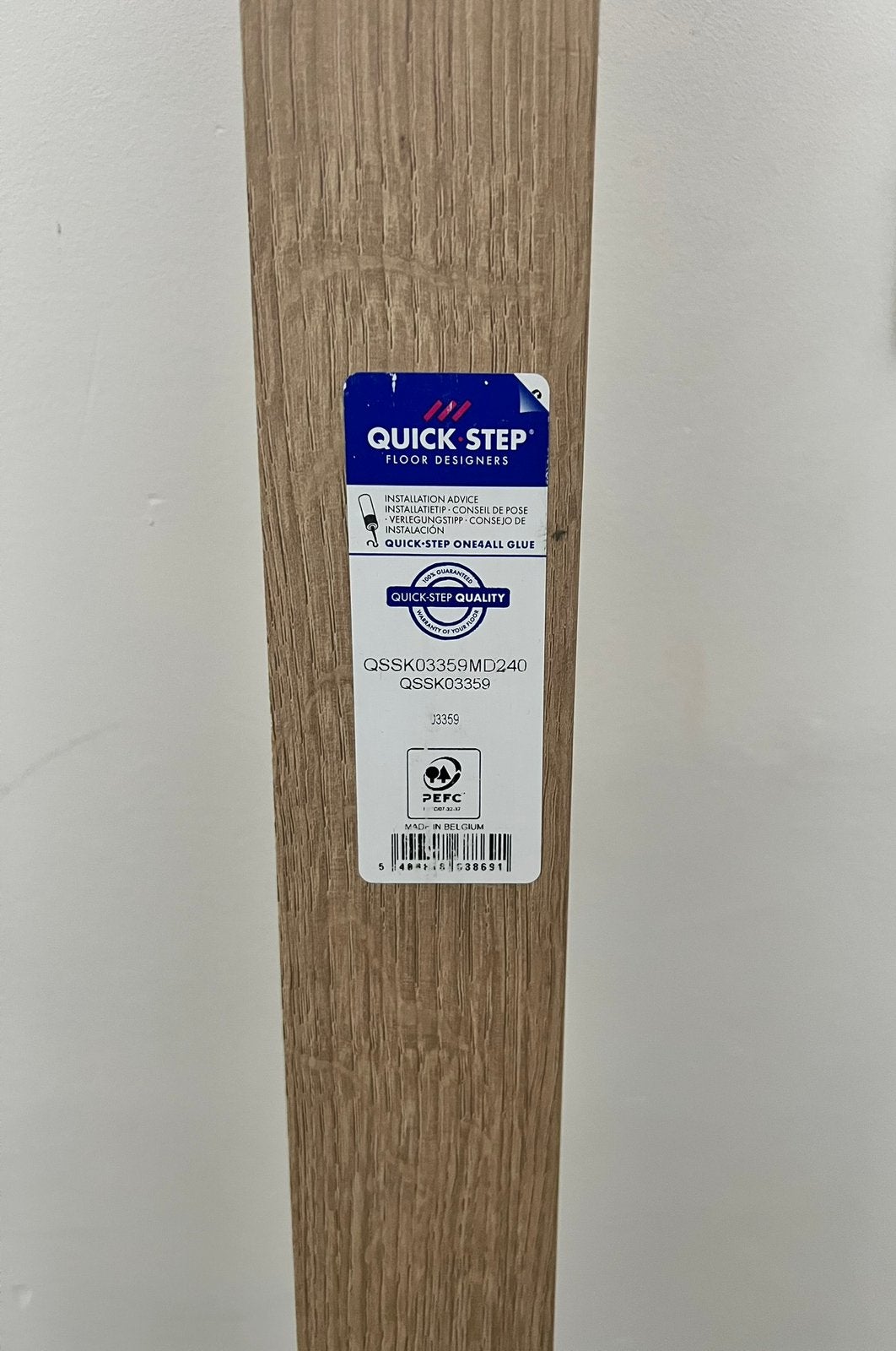 5 nieuwe Quick-Step plinten — 2,40 m, Ophalen, Zo goed als nieuw, Eiken, Plinten
