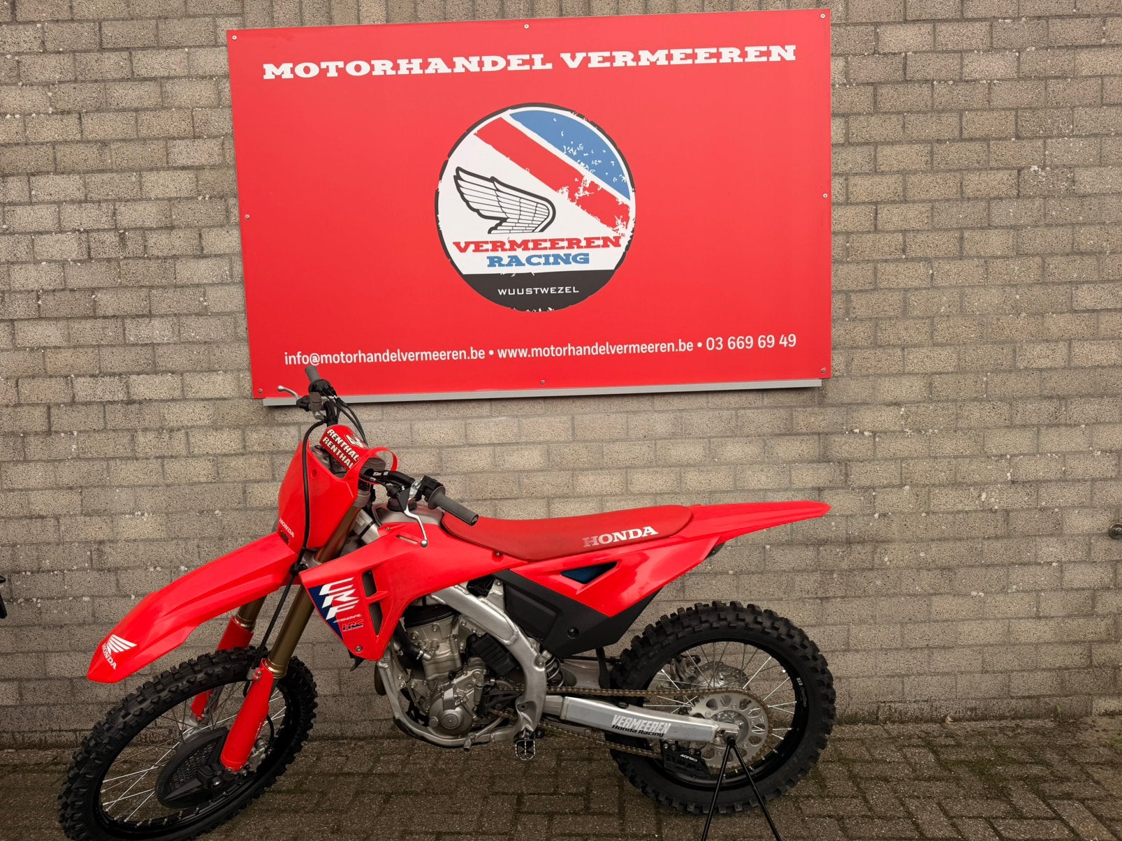 Honda CRF250 2025, Bedrijf