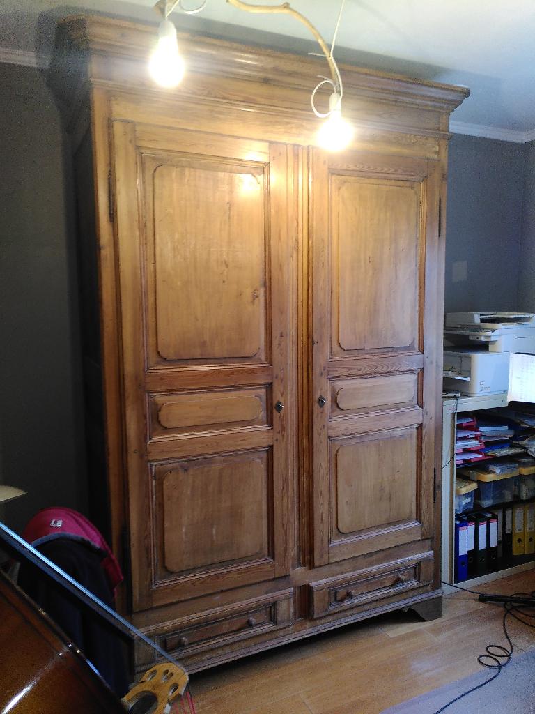 Grande armoire à donner, Ancien, Gebruikt, 150 tot 200 cm, Eikenhout