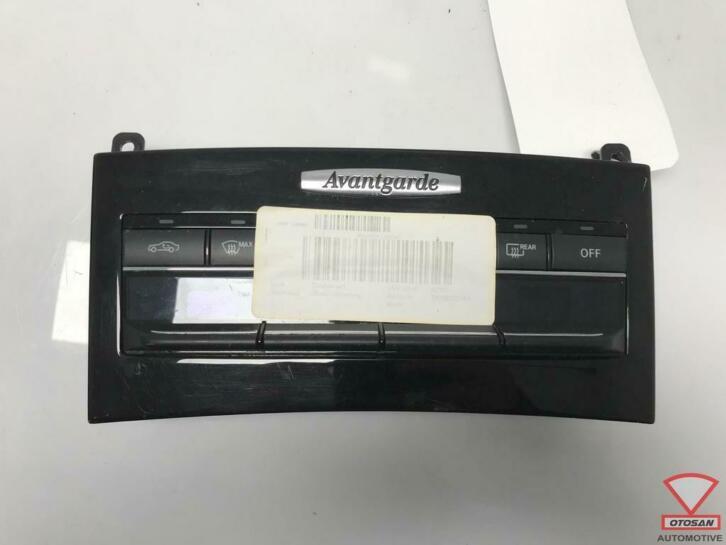 panneau climatronic mercedes classe e w212 a2129008608, Mercedes-Benz AG, Mercedes-Benz, Utilisé, Mercedesstrasse 120
70372  Stuttgart, DE