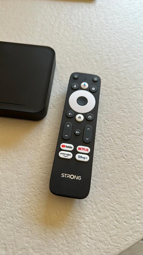 Boitier Google TV Strong, Enlèvement, Comme neuf