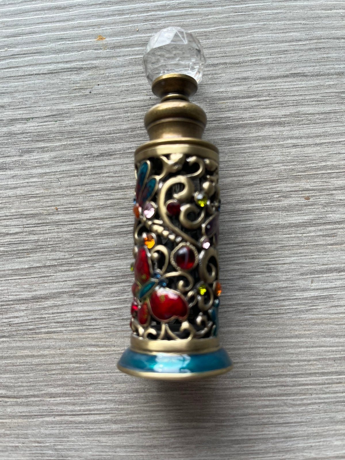 Antiek parfumflesje, Ophalen