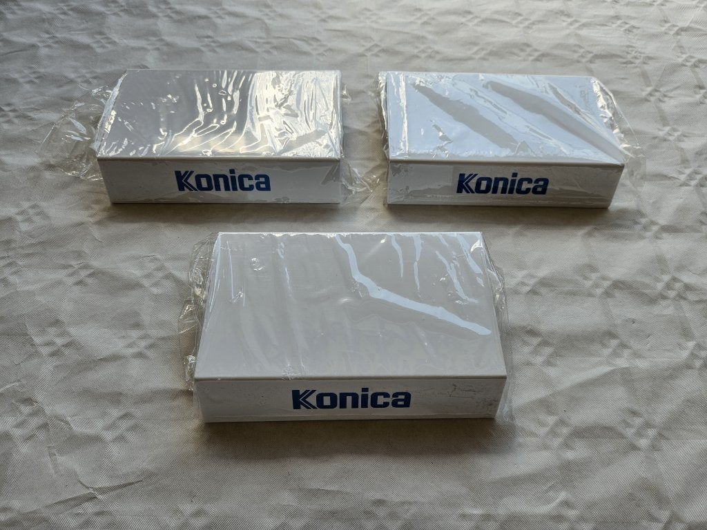 Lot de présentoirs publicitaires Konica pour appareils photo, TV, Hi-fi & Vidéo, Appareils photo analogiques, Enlèvement ou Envoi