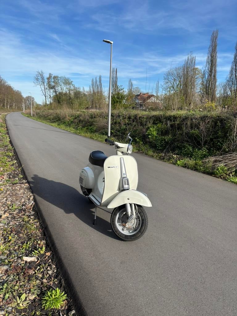 Vespa 50 special, Fietsen en Brommers, Ophalen of Verzenden, Zo goed als nieuw, Vespa