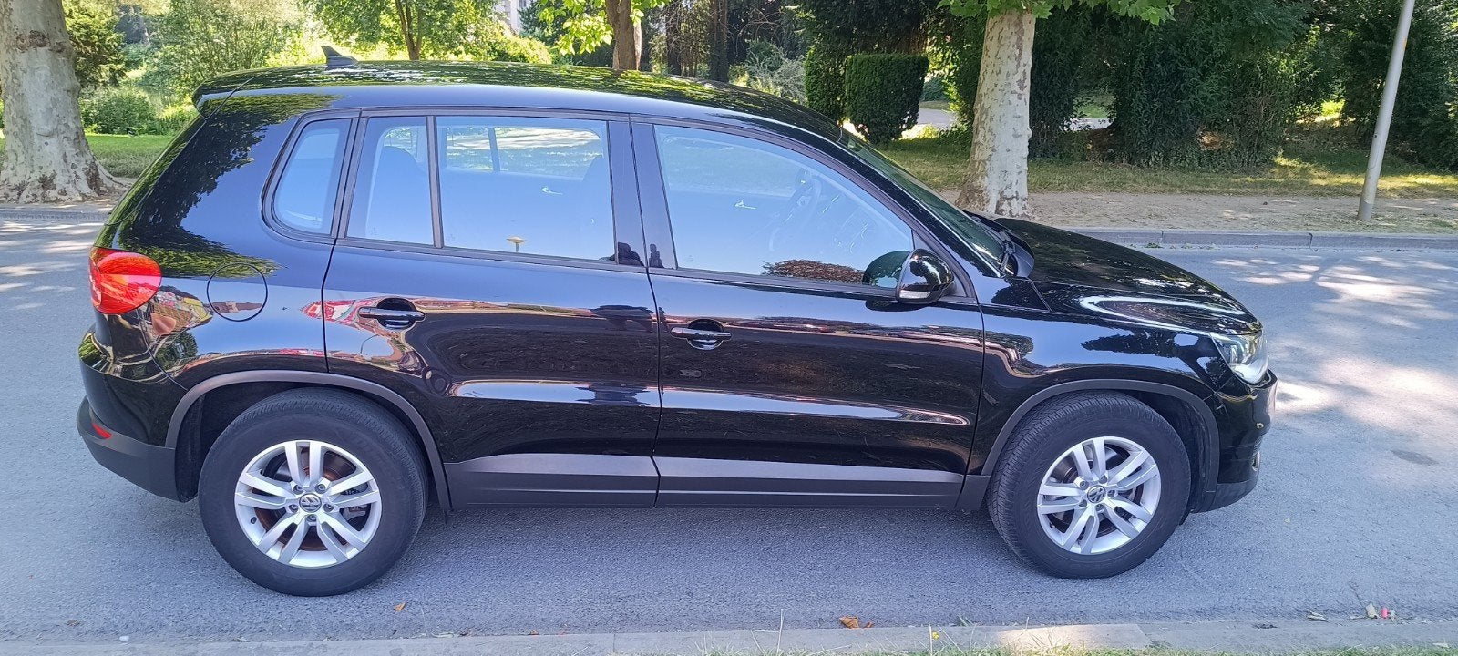 VW Tiguan 1.4 TSi, Auto's, Volkswagen, Particulier, Tiguan, Achteruitrijcamera, Lichtmetalen velgen, Navigatiesysteem, Radio, Skiluik
