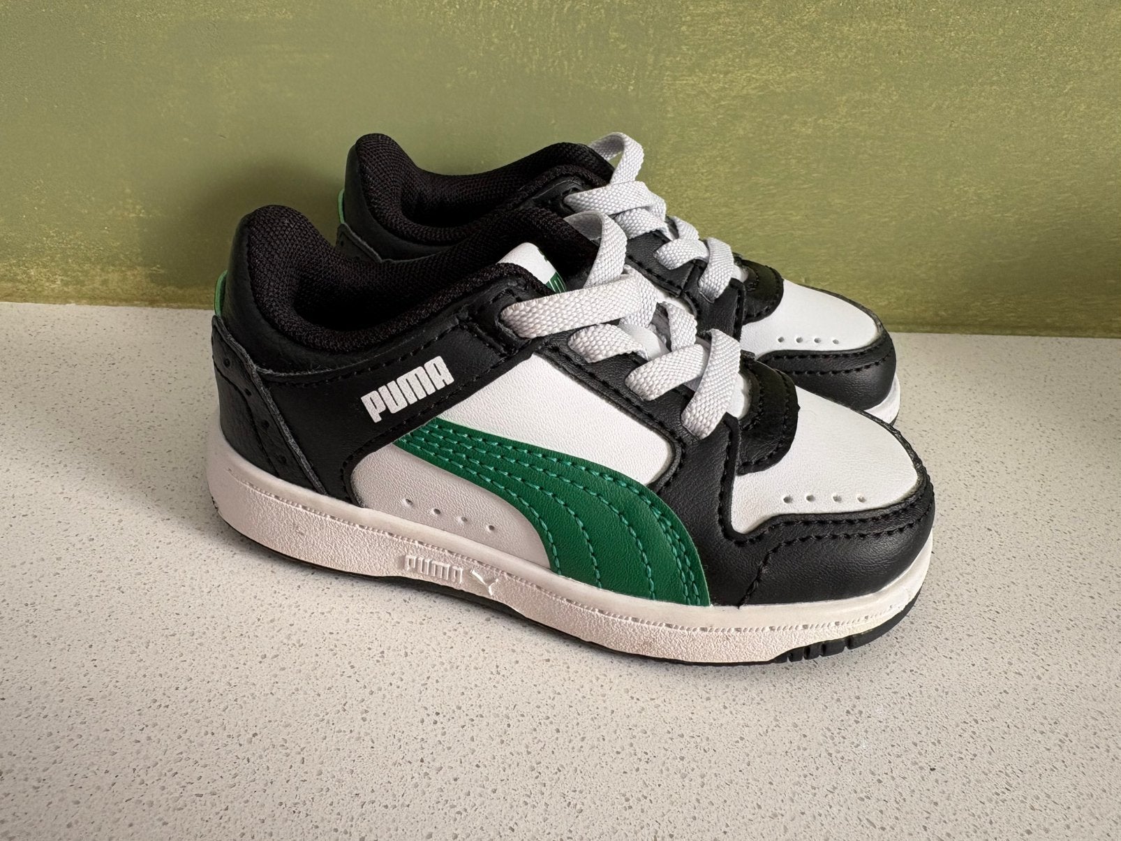 Puma sneakers jongen maat 21, Vêtements | Hommes, Chaussures, Enlèvement, Neuf, Baskets