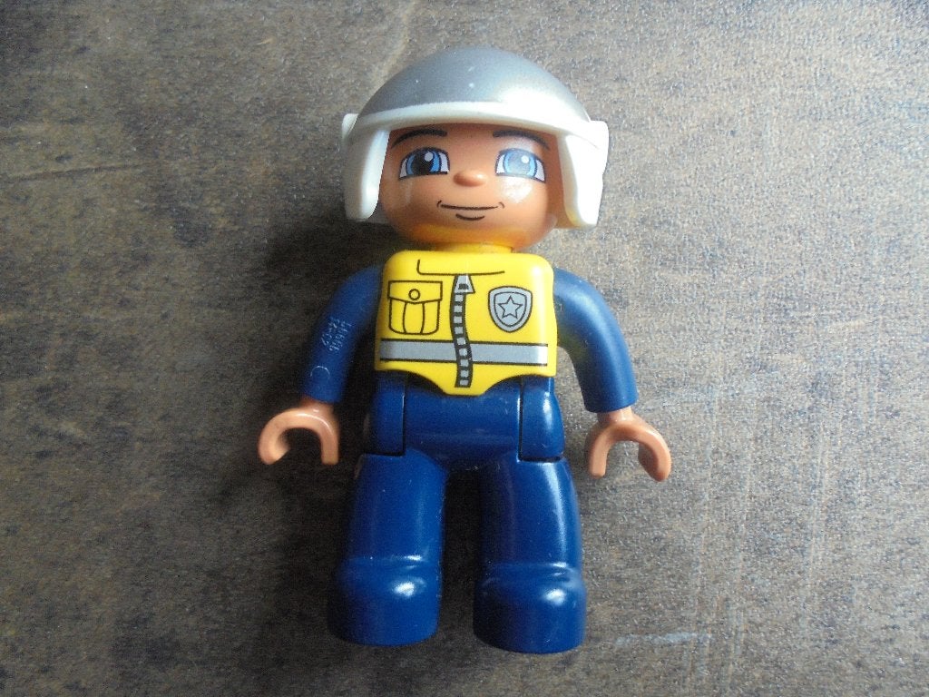 Lego Duplo Figures New Model Male (zie foto's) 4, Ophalen of Verzenden, Gebruikt, Losse stenen, Duplo