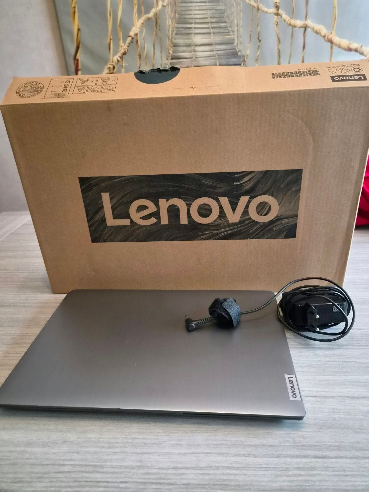 Lenovo IdeaPad 3, Enlèvement, SSD, Lenovo, 15 pouces