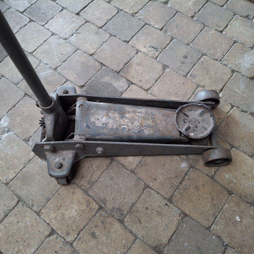Rolkrik - garagekrik 2.5 ton, Auto diversen, Krikken, Ophalen of Verzenden, Gebruikt, Hydraulisch, Garagekrik
