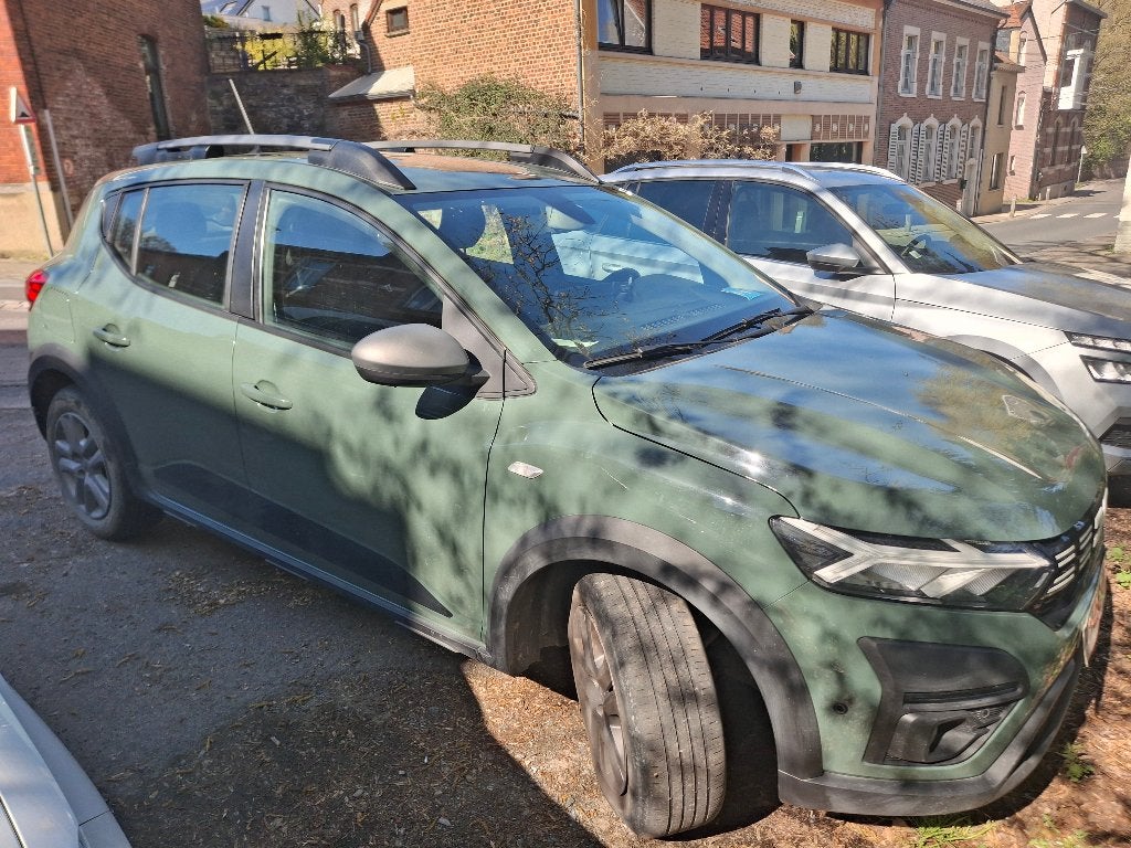 Voiture dacia stepway, Achat, Noir, 5 portes, Particulier