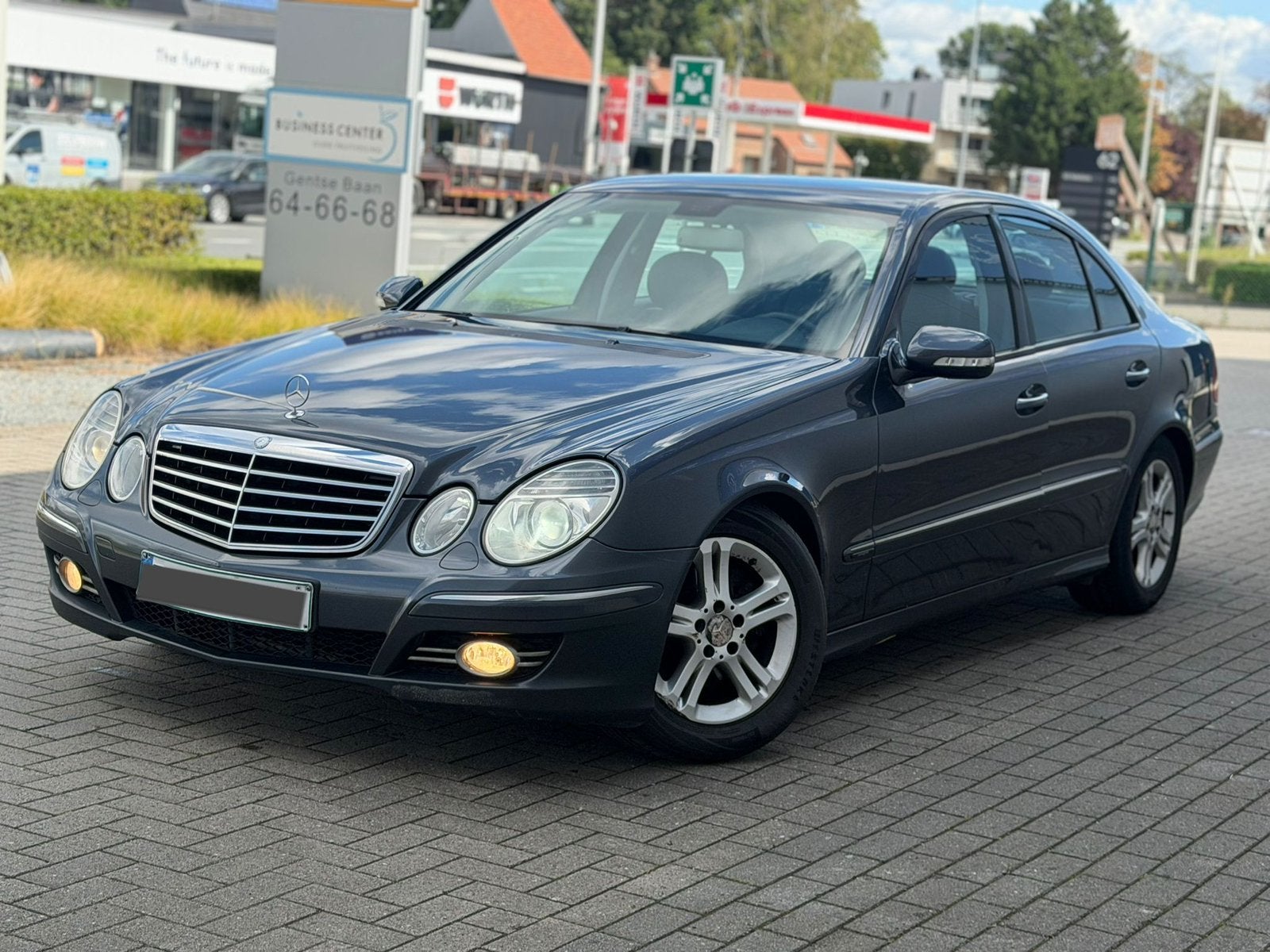 Mercdes E200 2008 320.000km Start rijd goed, Auto's, Particulier, Diesel, Te koop