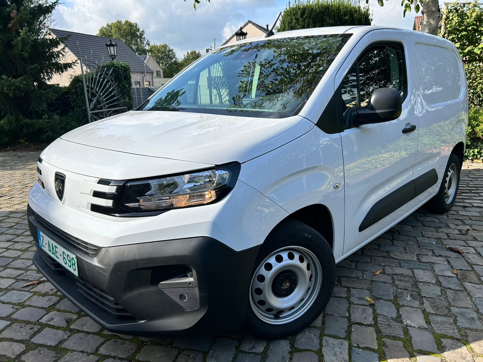 Peugeot partner 1,5 D 130pk automaat 30d km *2025*, Auto's, Automaat, Stof, Euro 6, Wit