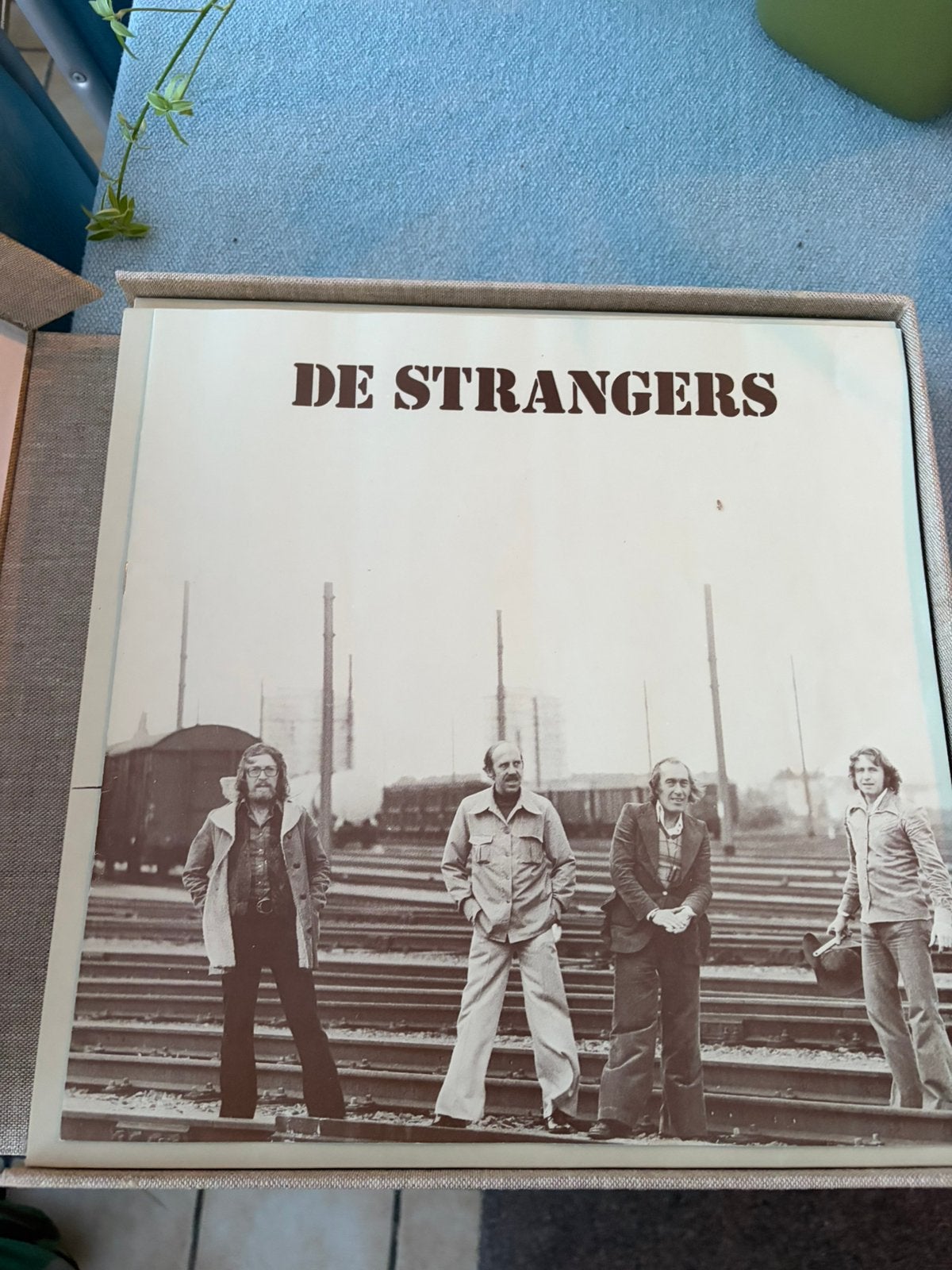 Platenbox van de strangers.12 platen in doos, Verzamelen, Muziek, Artiesten en Beroemdheden, Ophalen of Verzenden, Gebruikt