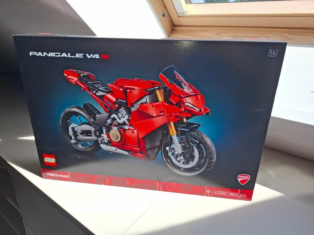 LEGO TECHNIC 42202 PANIGALE V4S, Enfants & Bébés, Jouets | Duplo & Lego, Neuf, Lego, Ensemble complet, Complet, Non ouvert/scellé