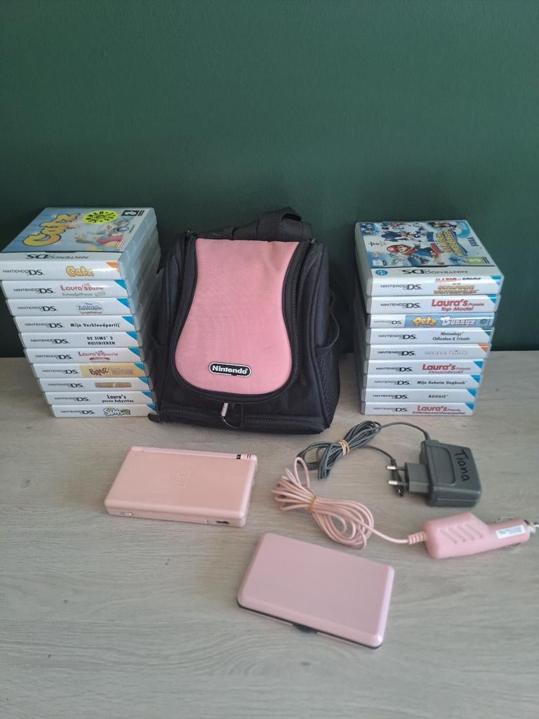 Nintendo DS Lite Pink + 19 games en accessoires, Consoles de jeu & Jeux vidéo, Consoles de jeu | Nintendo DS, Enlèvement, DS Lite