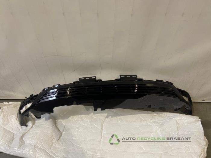 Diffuser achterbumper van een Renault Megane, Gebruikt, -, Renault, -