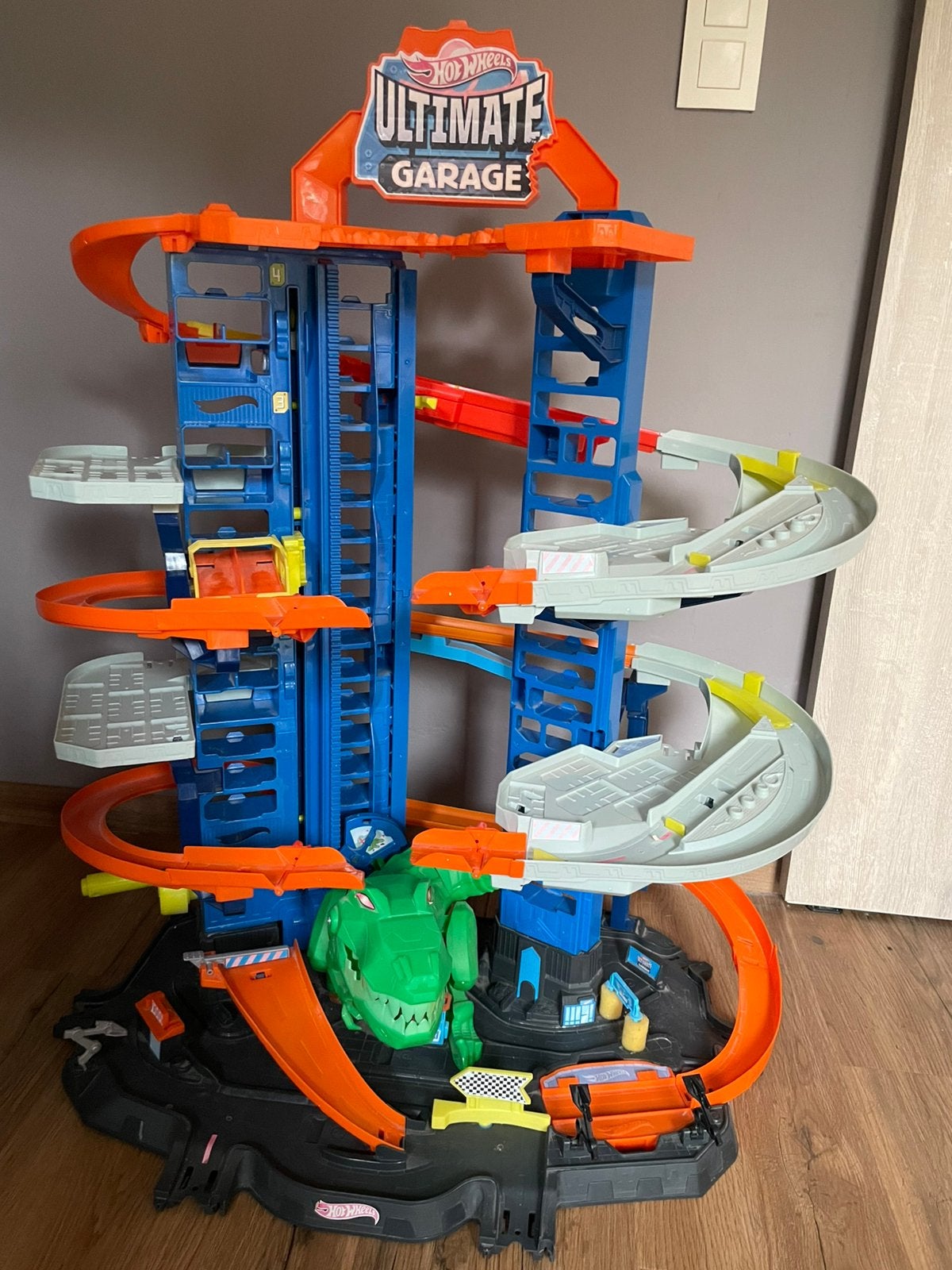 Garage hot wheels ultimate en très bon état, Enlèvement, Utilisé, Manuelle, Hot Wheels