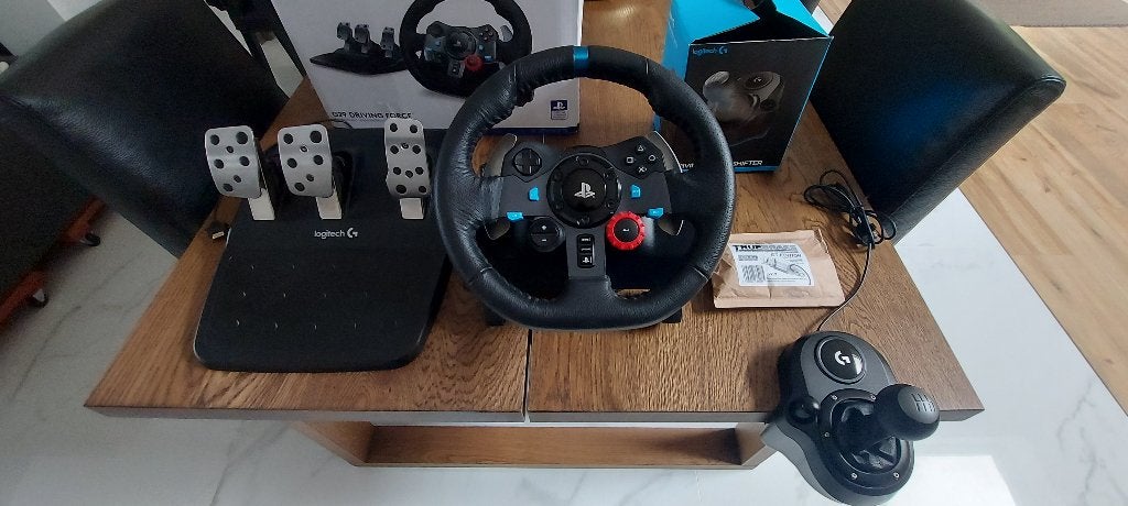 Volant Logitech G29 + Shifter + Frein Load Cell à vendre, Informatique & Logiciels, Joysticks, Comme neuf, Enlèvement