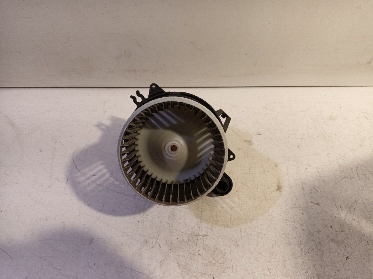 Kachel ventilator motor Renault Clio, Onderdelen@venauto.nl, Van der Ven Autorecycling B.V., Ettenseweg 76, 4706 PB Roosendaal, The Netherlands