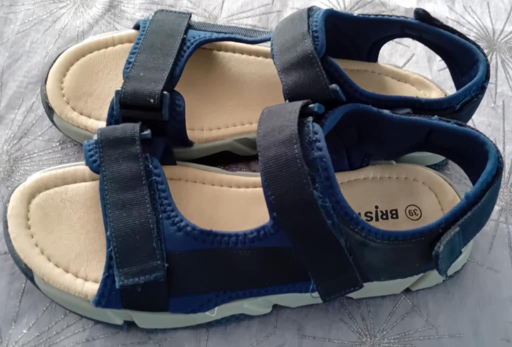 Sandalen Bristol maat 39, Ophalen