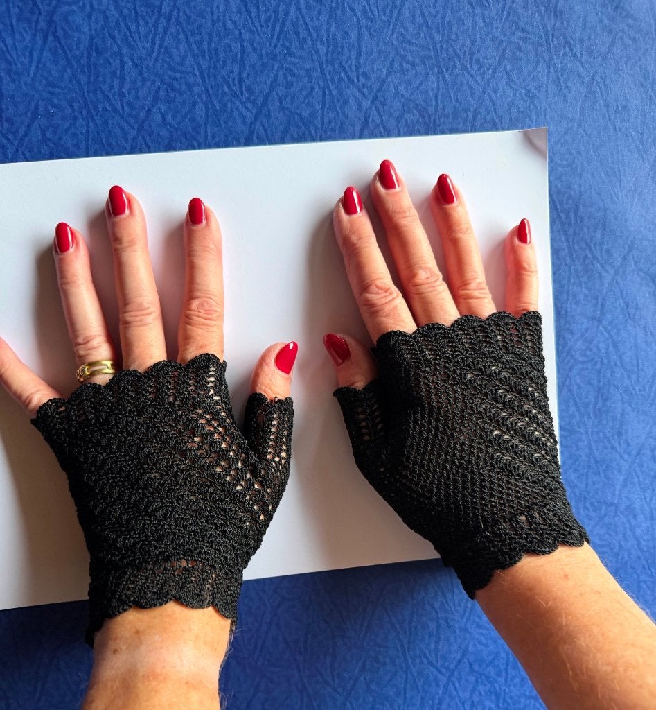 gants sans doigts anciens en dentelle courte (Mitaines), Vêtements | Femmes, Enlèvement, Comme neuf, Noir