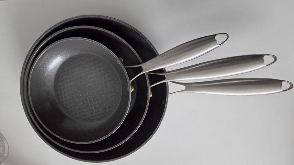 3 koekenpannen met keramische antiaanbaklaag 20, 24 en 28 cm, Huis en Inrichting, Ophalen, Koekenpan, Gebruikt, Met handvatten