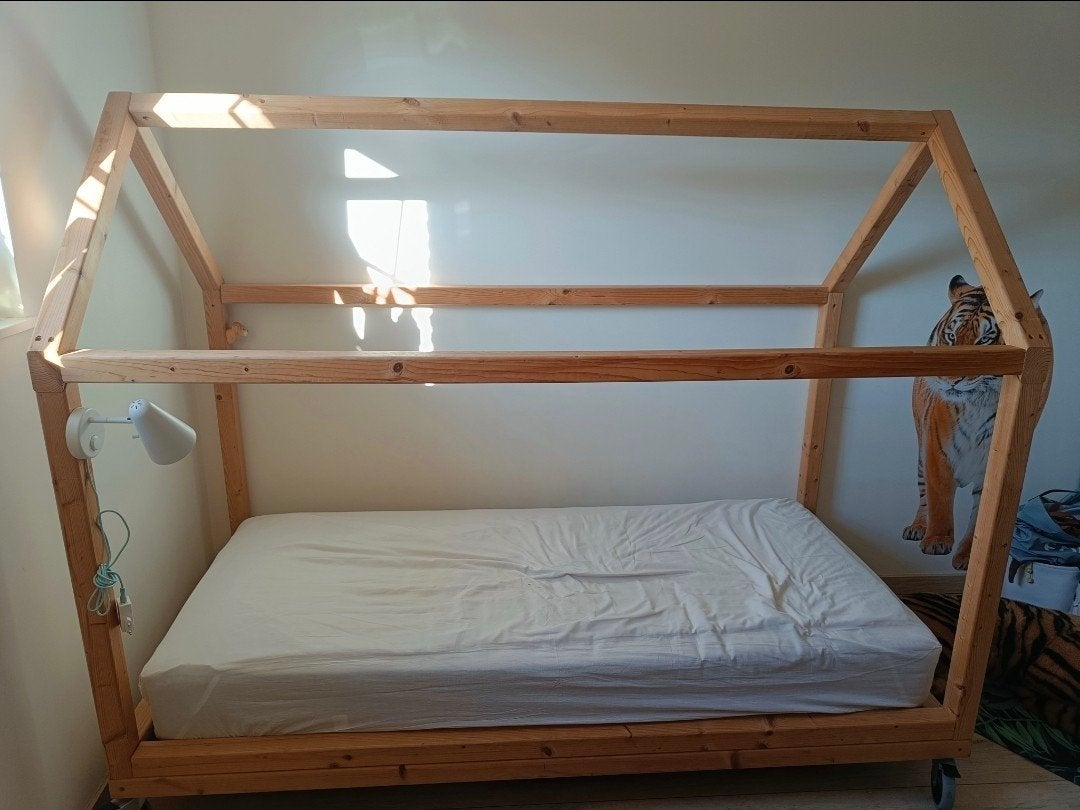 bed huisje op wielen, 85 tot 100 cm, Zo goed als nieuw, 180 cm of meer, Ophalen