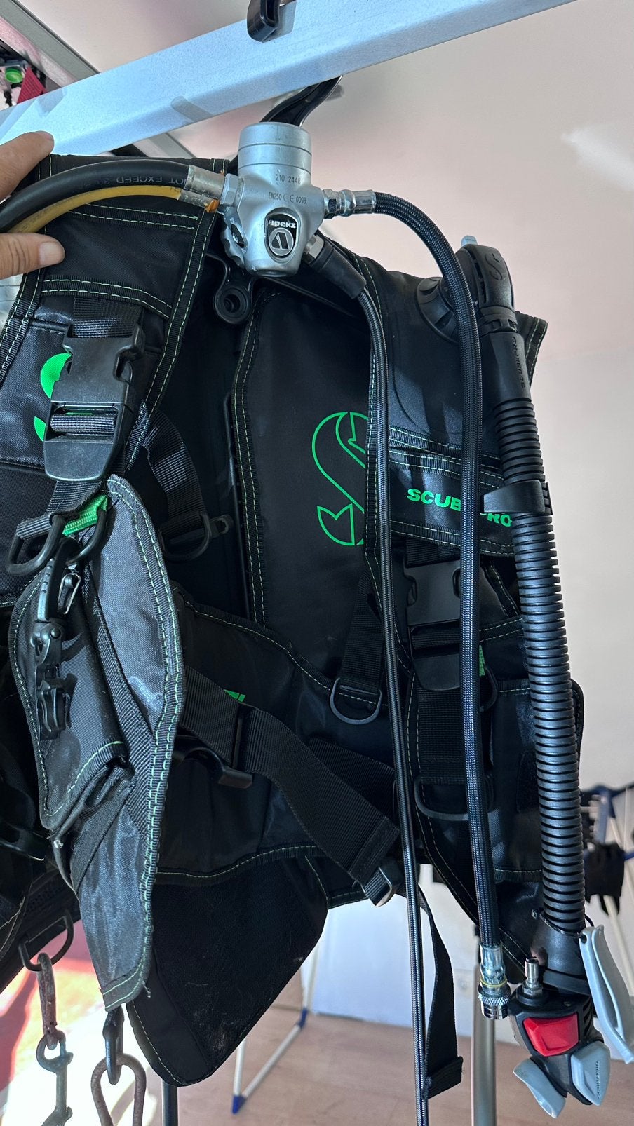 Scubapro rebel verstelbare kinder bcd, Watersport en Boten, Ophalen, Zo goed als nieuw