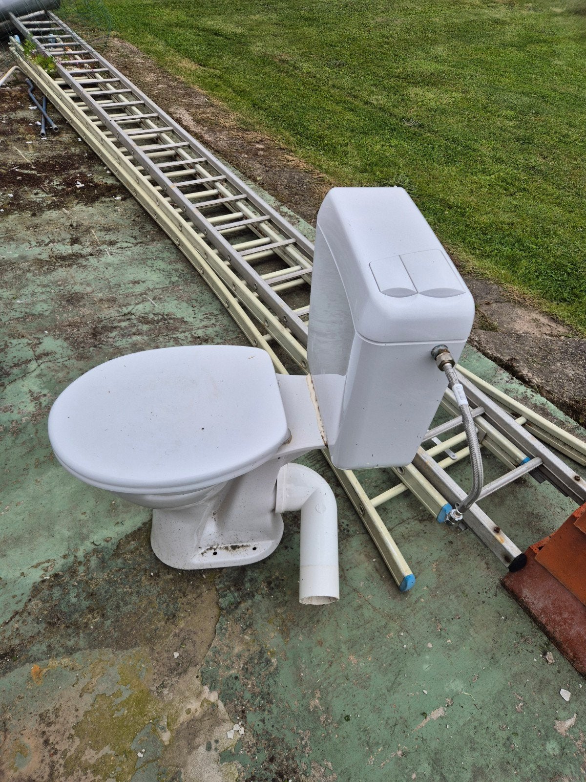 Pot de toilette en porcelaine, Moins de 100 cm, Enlèvement, Utilisé, Autres types