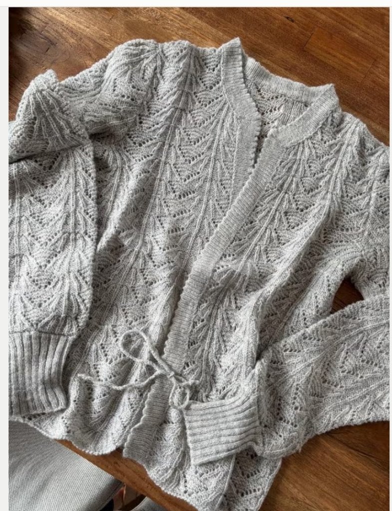 Gilet fait main taille M/L, Vêtements | Femmes, Enlèvement ou Envoi, Comme neuf, Taille 38/40 (M), Gris