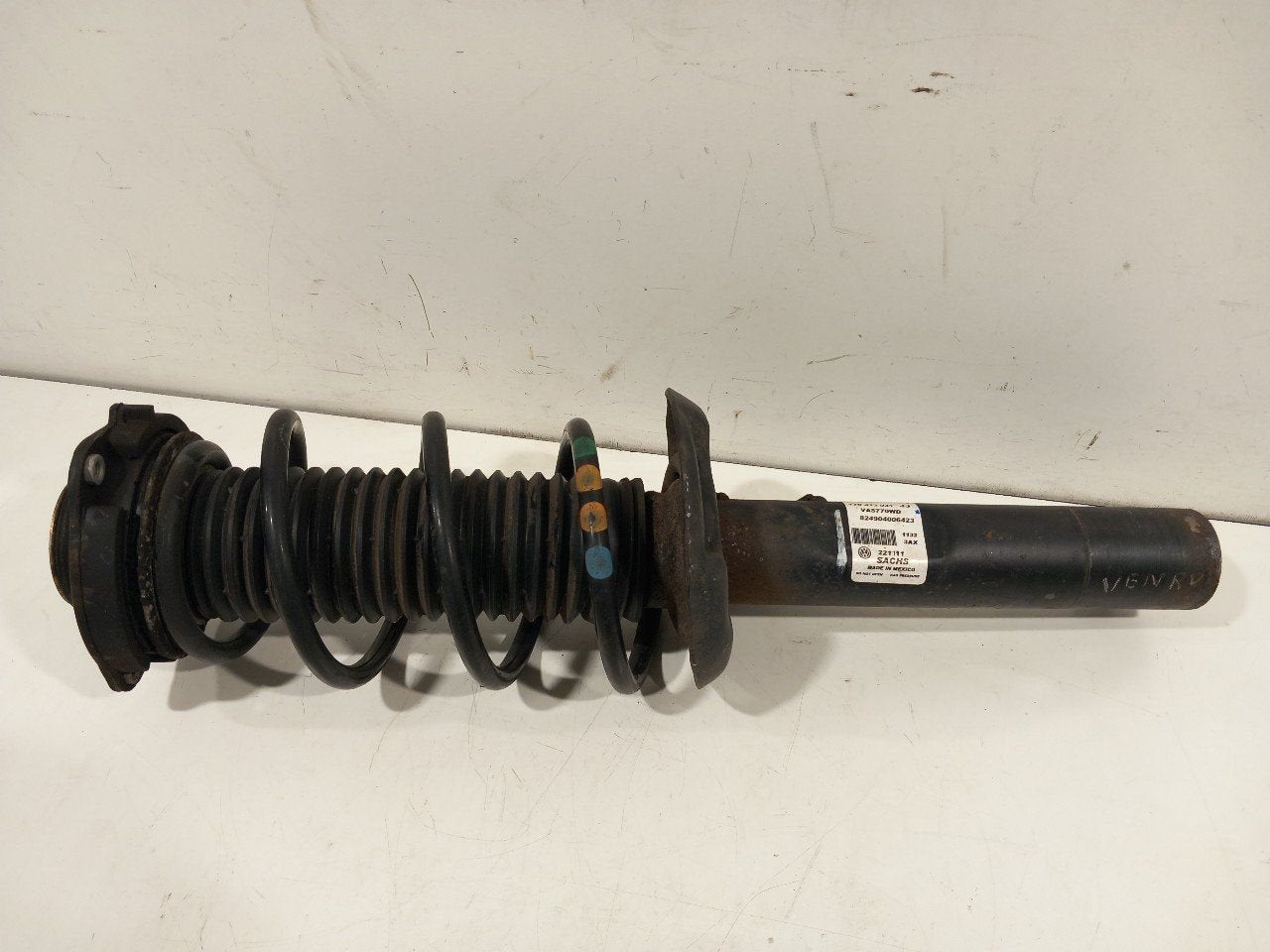 Veerpoot rechts voor Volkswagen Golf, Auto-onderdelen, Onderdelen@venauto.nl, Van der Ven Autorecycling B.V., Gebruikt, Ettenseweg 76, 4706 PB Roosendaal, The Netherlands