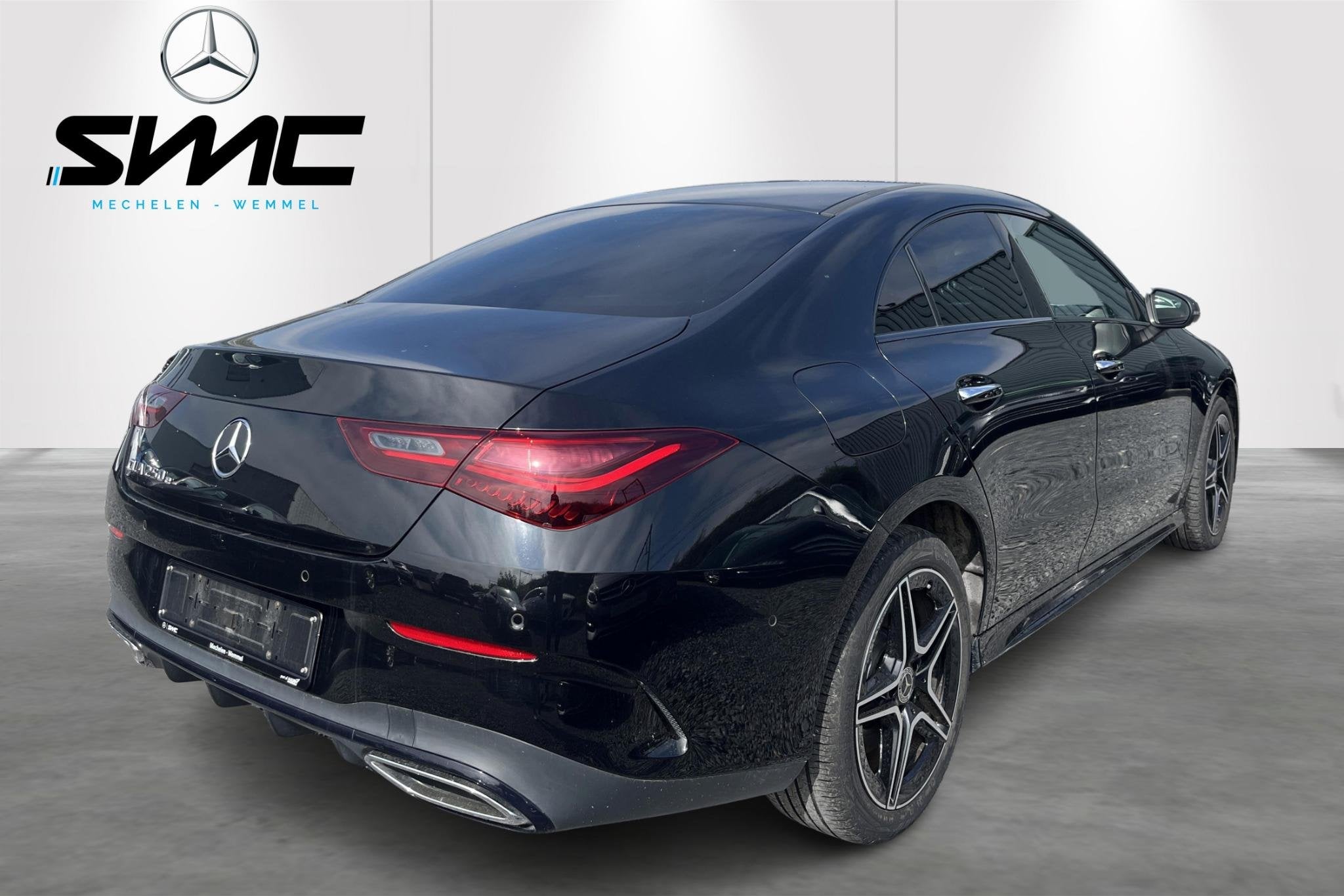 Mercedes-Benz CLA 250e AMG-Line AMG-Line, Auto's, Stof, Gebruikt, 4 cilinders, Zwart