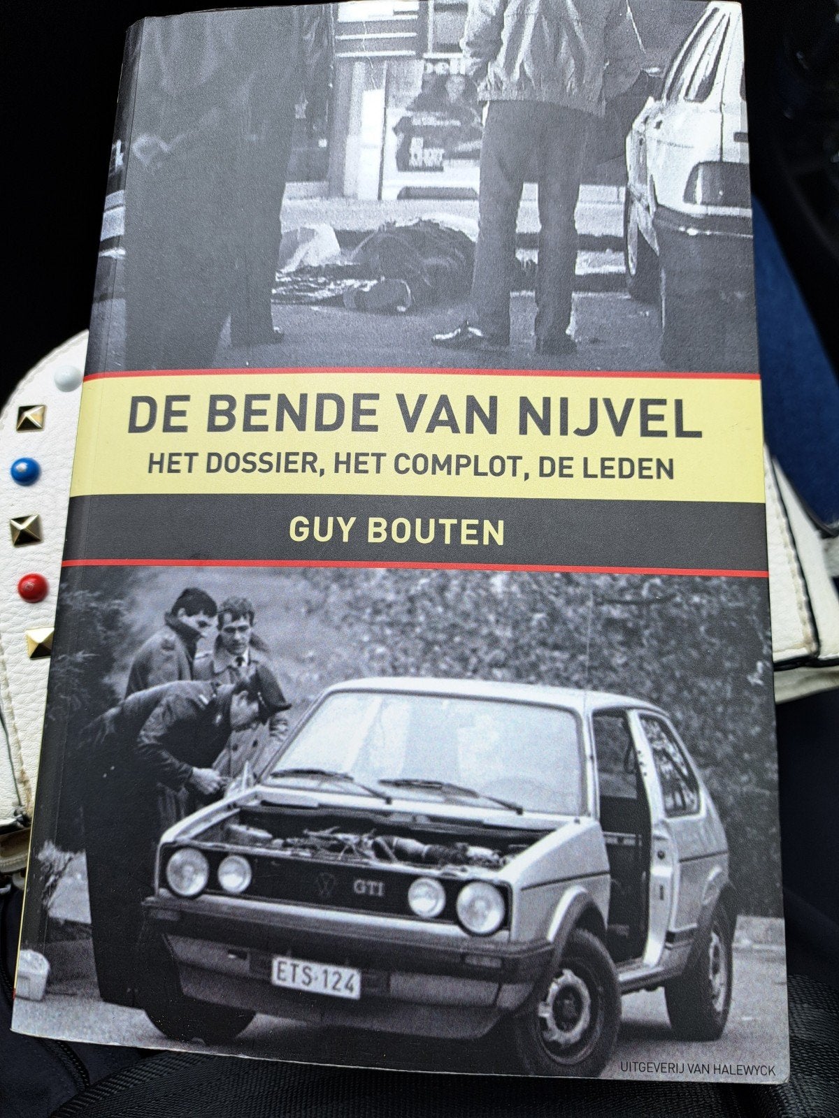la bande de Nivelles, Enlèvement ou Envoi