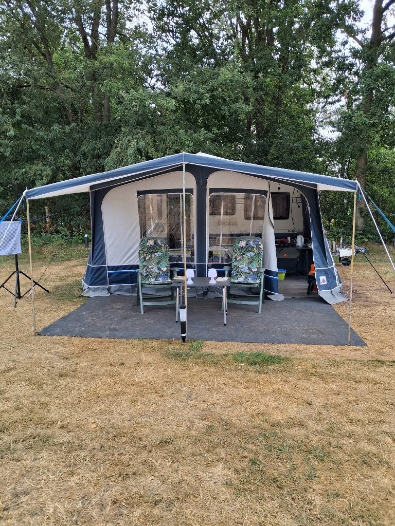 caravan  hobby  400a, Caravanes & Camping, Caravanes, Jusqu'à 4, 4 à 5 mètres, Poêle, Hobby