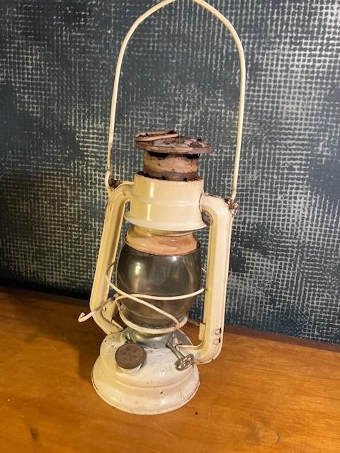 LAMPE LANTERNE À HUILE AU KÉROSÈNE VINTAGE MEVA 863, Jardin & Terrasse, Enlèvement ou Envoi, Utilisé, Verre, Autres types