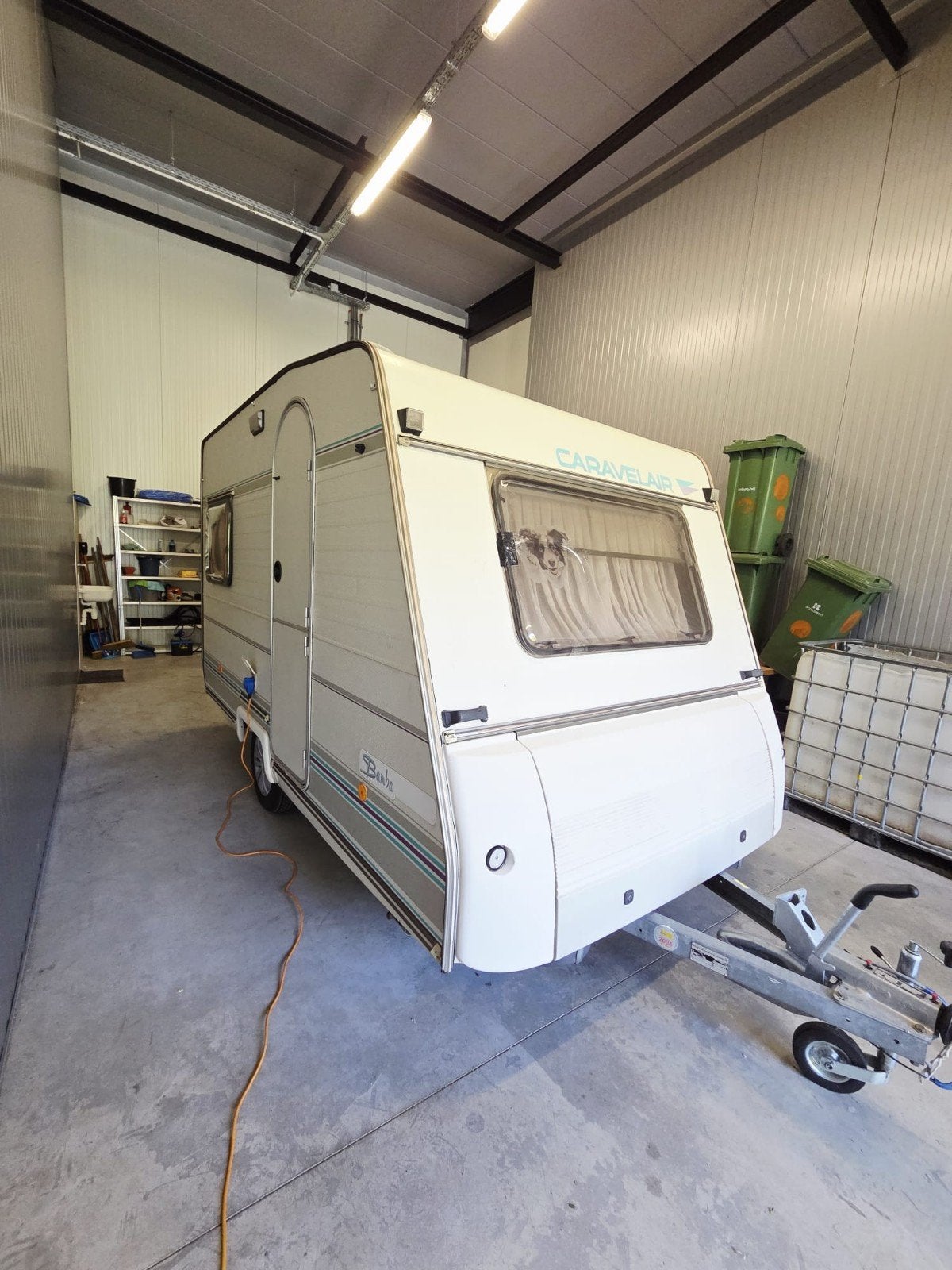 Caravelair Bamba 350 keuringsvrij -750kg met voortent,, Koelkast, Treinzit, Particulier, Caravelair
