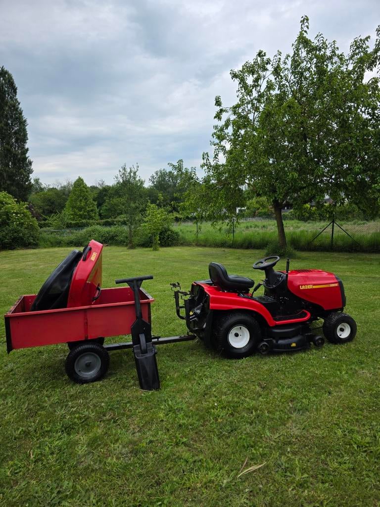 Tracteur tondeuse +remorque