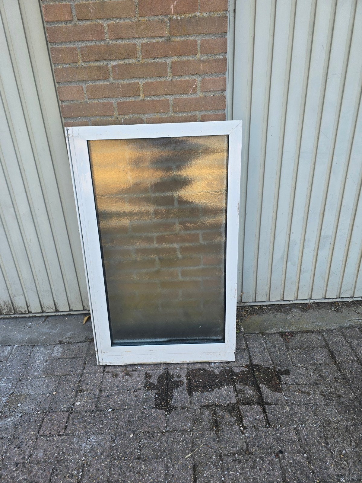 Raam met kunststof Kozijn. 69cm Breed, 113cm Hoog!, Double vitrage, Fenêtre de façade ou Vitre, Enlèvement, Utilisé