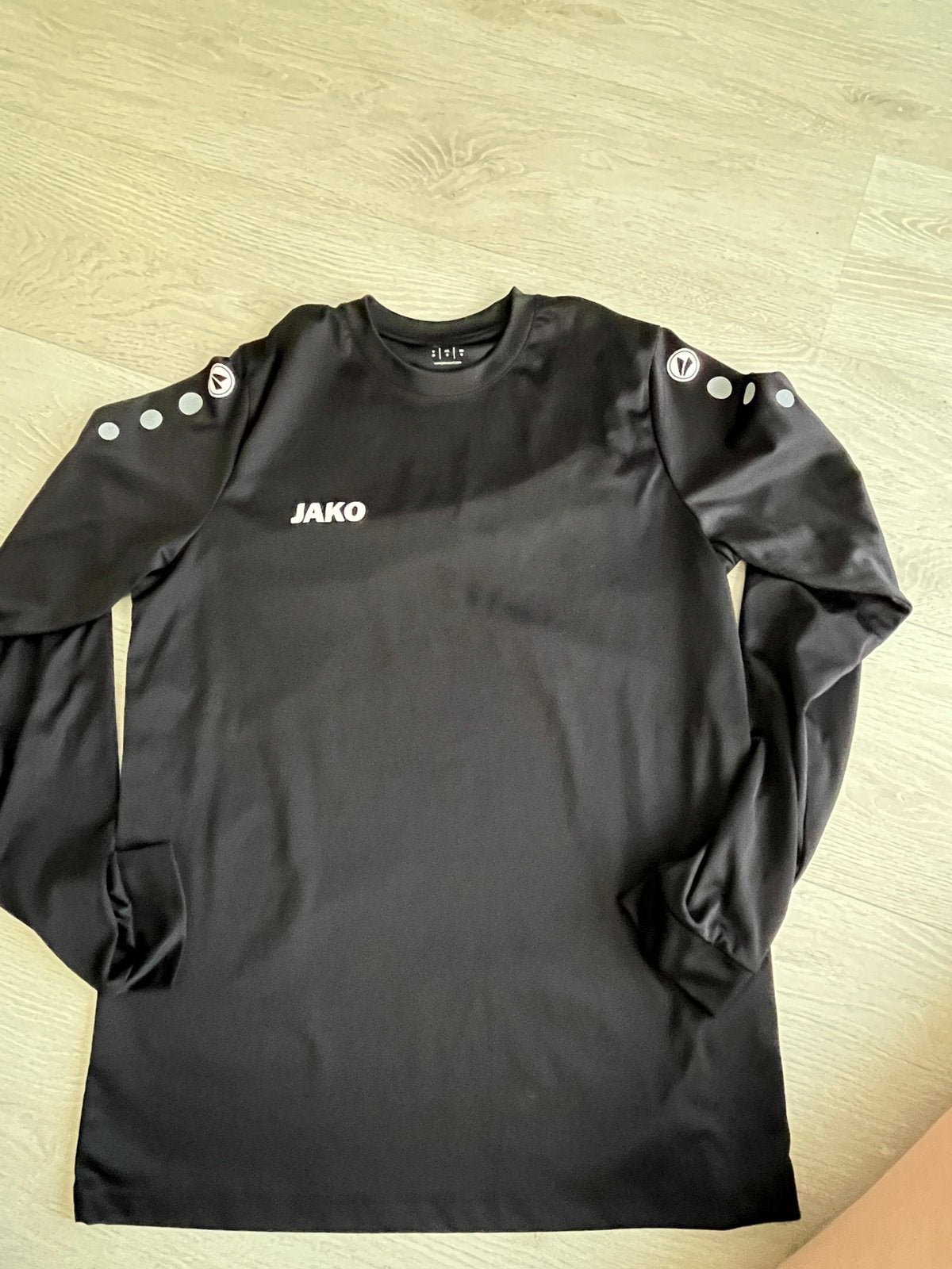 Jako t-shirt lange mouwen zwart M nieuw, Vêtements | Hommes, Vêtements de sport, Enlèvement, Taille 48/50 (M), Noir, Neuf