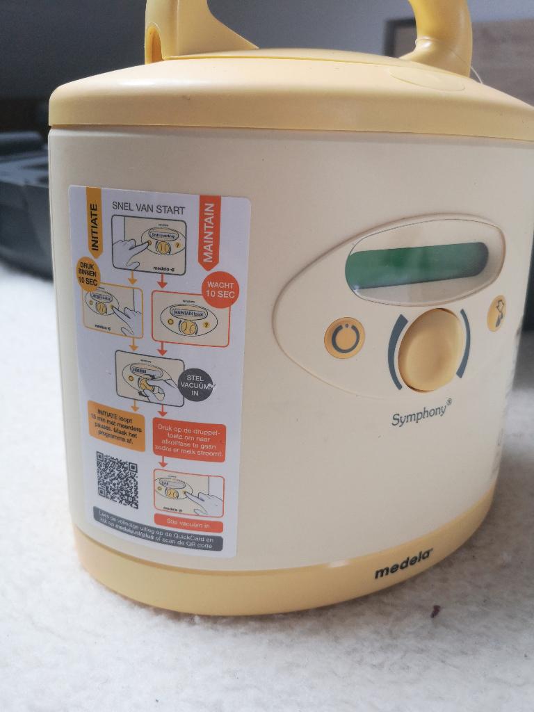 Medela Symphony + nieuwe kolfset dubbelzijdig, Kinderen en Baby's, Ophalen of Verzenden, Gebruikt, Borstkolf