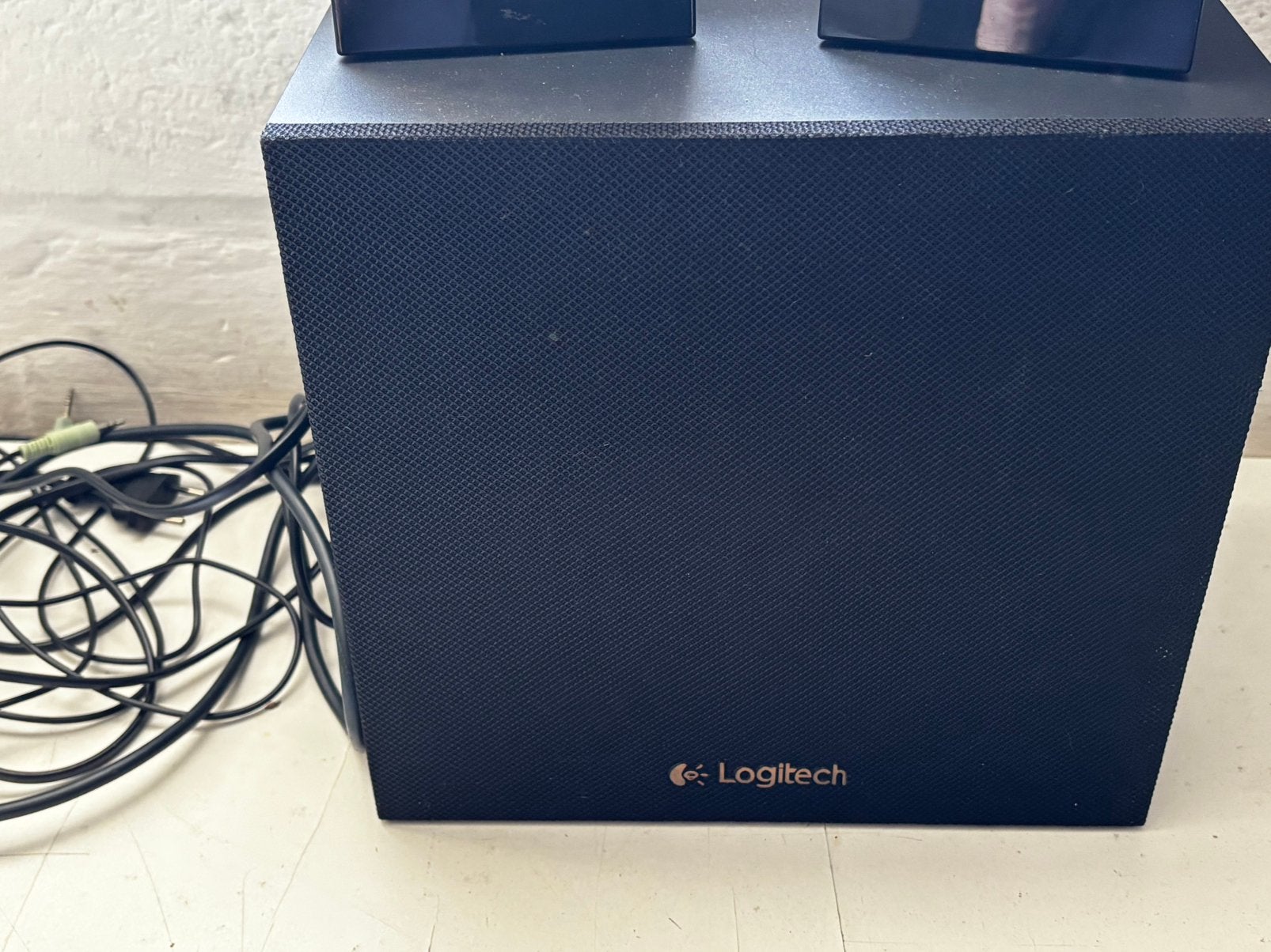 Logitech box, Ophalen, Zo goed als nieuw