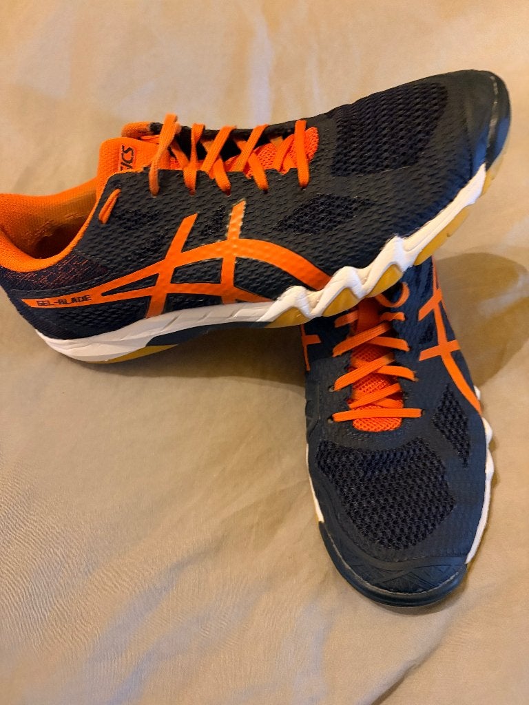 ASICS Gel Blade 7 (US 9 ; EU 42,5), Sports & Fitness, Badminton, Enlèvement ou Envoi, Comme neuf, Chaussures