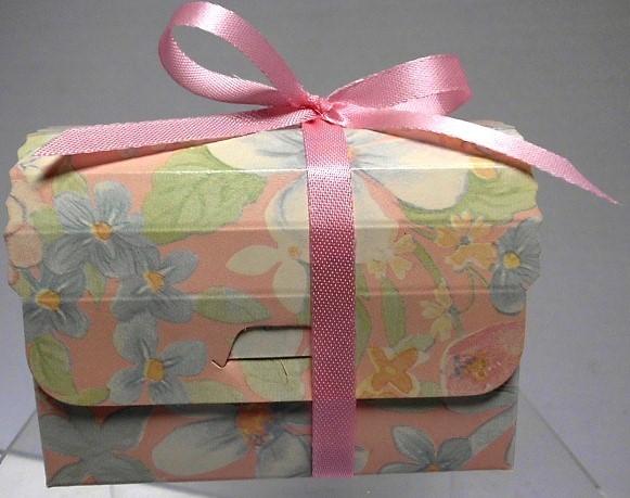 Bedankje Fiorita koffer doopsuiker doosje - 50 stuks voor 8€, Kinderen en Baby's, Ophalen, Nieuw, Kraamcadeau