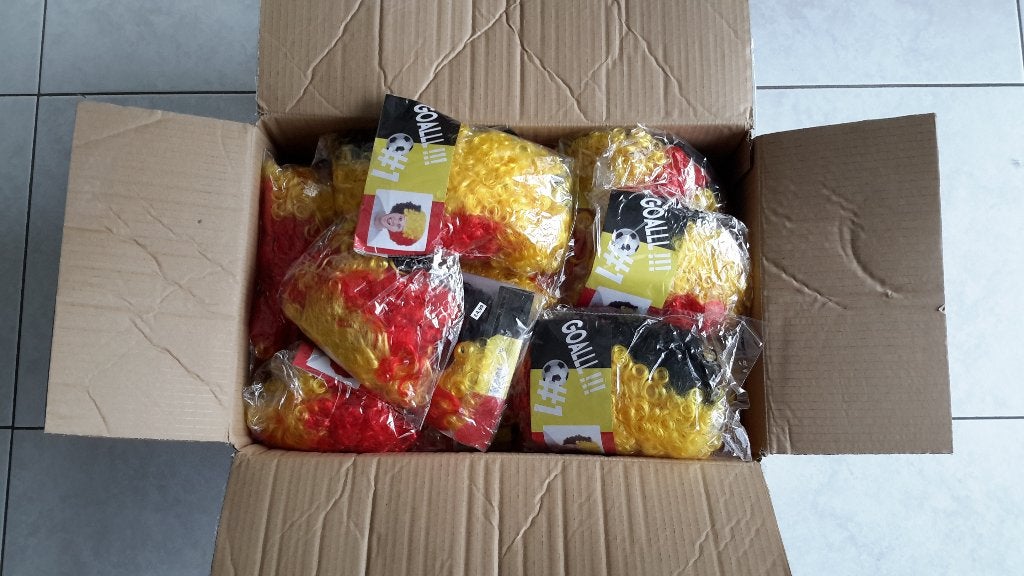 Lot / partij pruiken BELGIUM WK voetbal ( NIEUW ), Ophalen of Verzenden, Nieuw